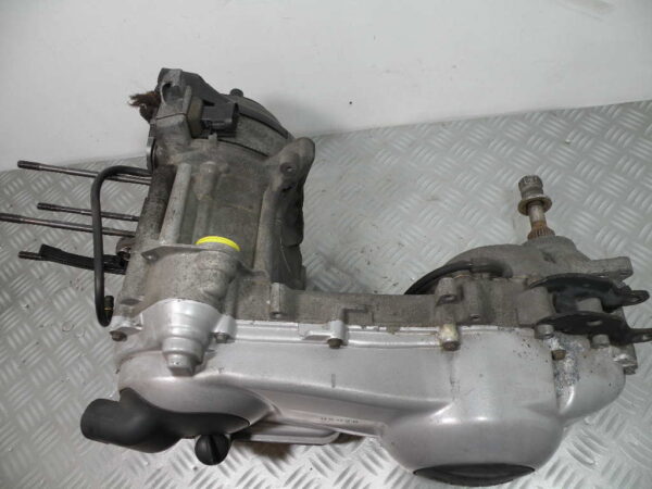 Bas moteur PIAGGIO X8 125 4T -2004-