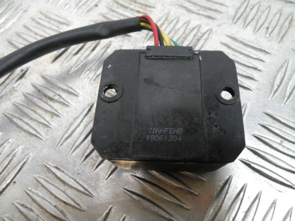 Régulateur de tension TAOTAO CY 50 4T -2019-