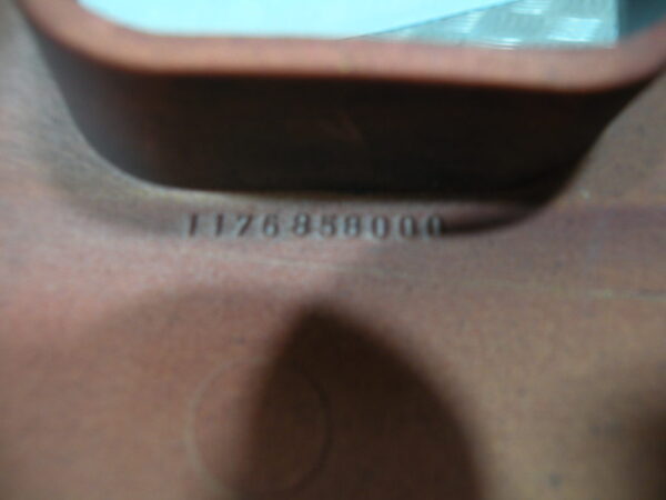 Carénage coque arrière gauche PEUGEOT GEOPOLIS 125 4T -2007-