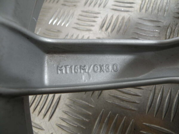 Jantes avant (avec axe) PEUGEOT GEOPOLIS 125 4T -2007-