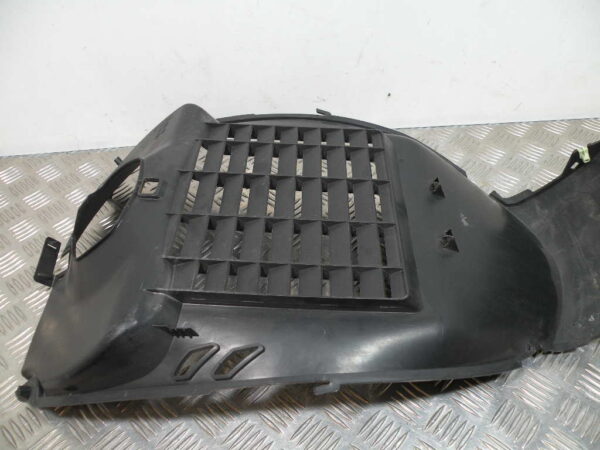 Passage de roue PEUGEOT GEOPOLIS 125 4T -2007-