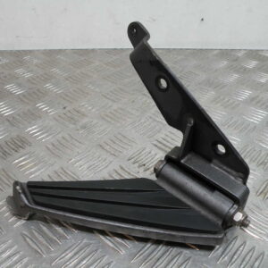 Platine repose pied droit PEUGEOT GEOPOLIS 125 4T -2007-