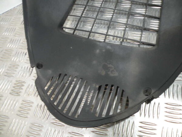 Grille de radiateur GILERA NEXUS 125 4T -2018-