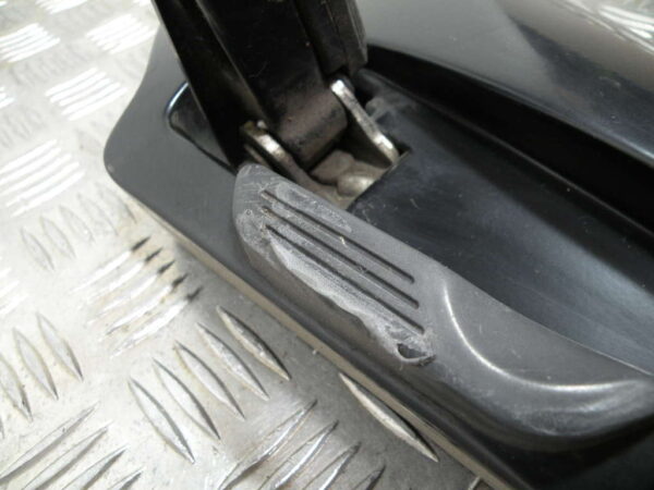 Platine repose pied gauche GILERA NEXUS 125 4T -2018-