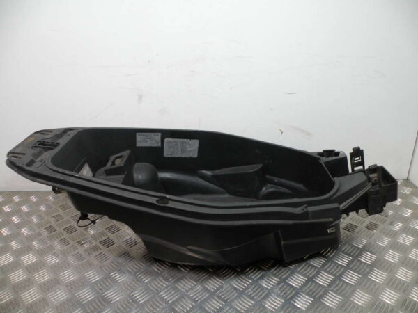 Coffre sous selle GILERA NEXUS 125 4T -2018-