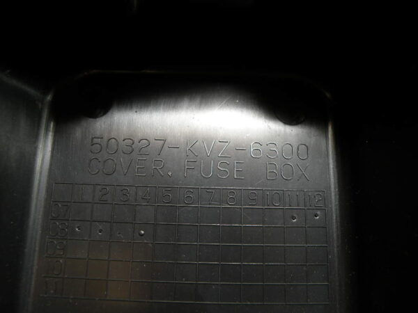Boite à fusible HONDA FORZA 250 4T -2009-