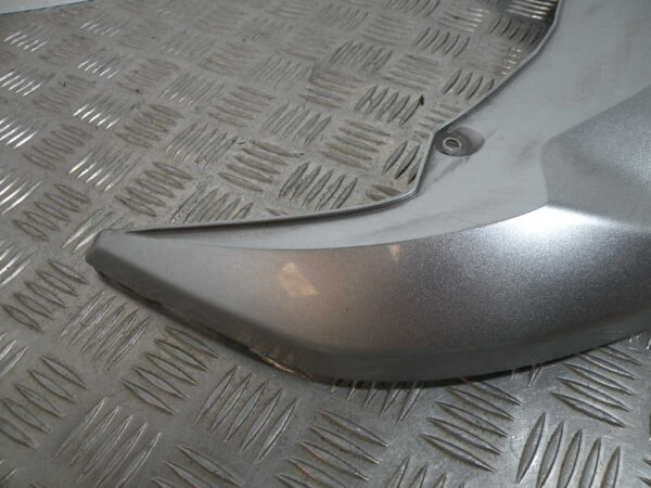 Carénage jonction arrière HONDA FORZA 250 4T -2009-