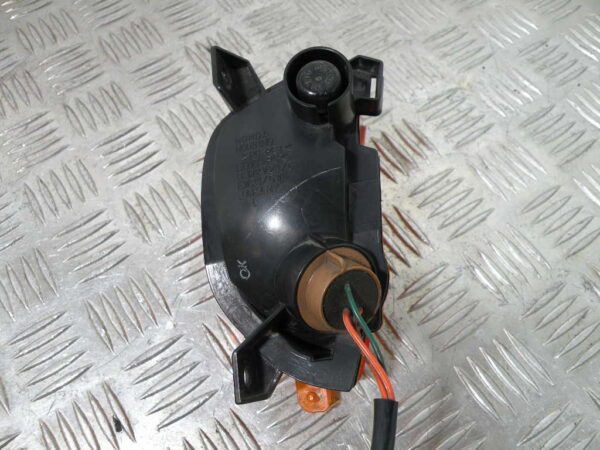 Clignotant avant gauche HONDA FORZA 250 4T -2009-