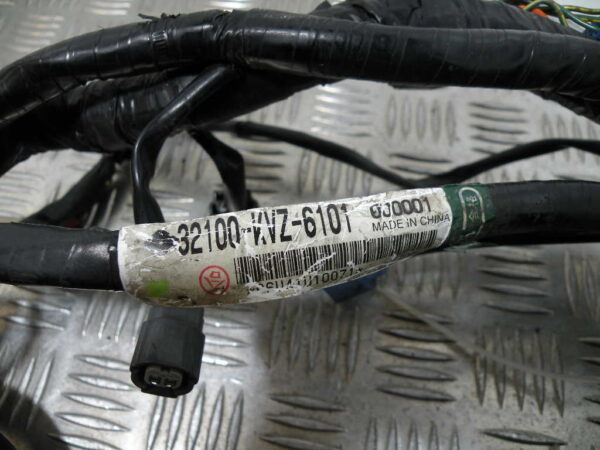 Faisceau électrique HONDA FORZA 250 4T -2009-