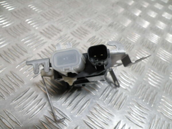 Mécanisme de serrure de coffre avant HONDA FORZA 250 4T -2009-