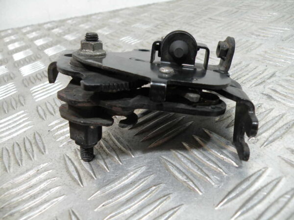 Serrure de coffre avant HONDA FORZA 250 4T -2009-
