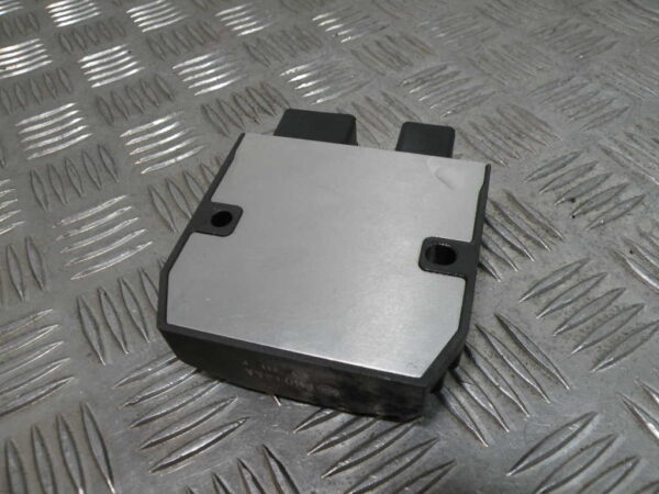 Régulateur de tension HONDA FORZA 250 4T -2009-