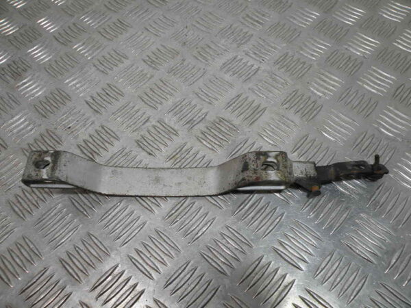 Fixation de selle BMW K100 LT 4T -1989-