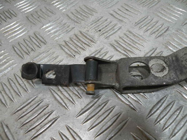 Fixation de selle BMW K100 LT 4T -1989-