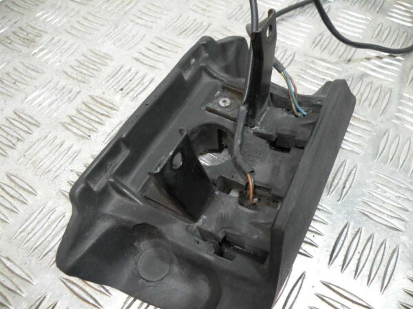 Console cache guidon