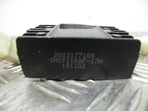 Régulateur de tension PEUGEOT KISBEE 50 4T -2020-