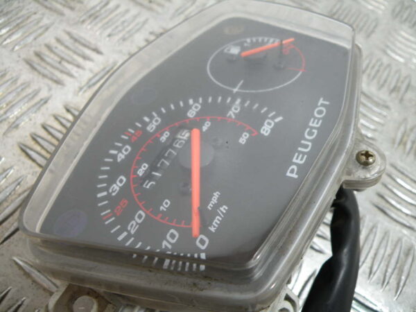 Compteur (51 776 km) PEUGEOT KISBEE 50 4T -2020-