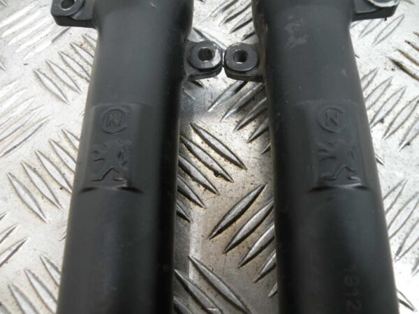Tube de fourche PEUGEOT KISBEE 50 4T -2020-
