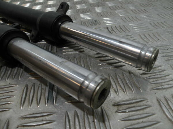 Tube de fourche PEUGEOT KISBEE 50 4T -2020-