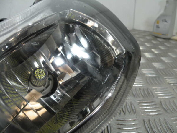 Optique phare avant PEUGEOT KISBEE 50 4T -2018-