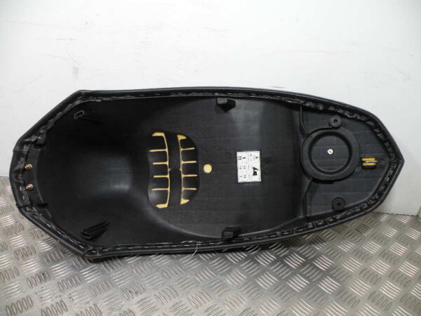 Selle PEUGEOT KISBEE 50 4T -2022-