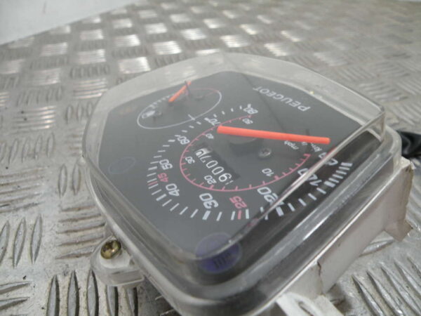 Compteur (39 007 km) PEUGEOT KISBEE 50 4T -2021-