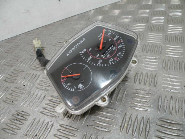 Compteur (39 007 km) PEUGEOT KISBEE 50 4T -2021-
