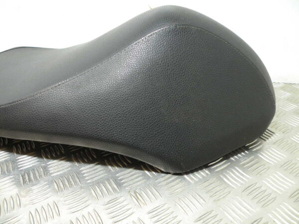 Selle PEUGEOT KISBEE 50 4T -2023-