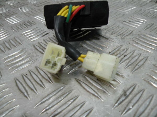 Régulateur de tension PEUGEOT KISBEE 50 4T -2023-