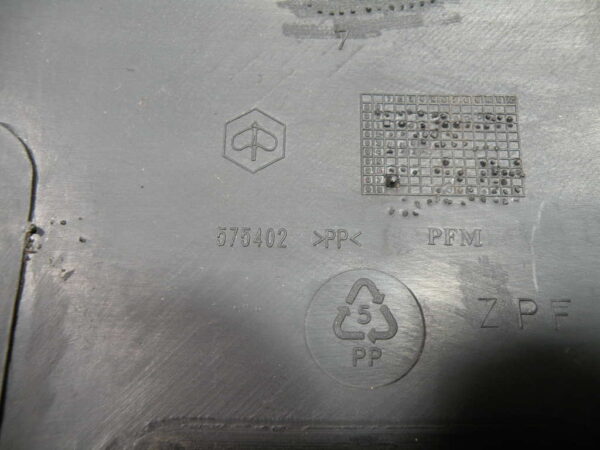 Sabot bas de caisse PIAGGIO ZIP 50 2T -2015-