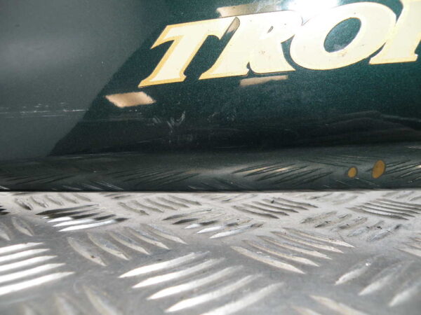 Coque arrière droit TRIUMPH TROPHY 3 900 4T -1993-