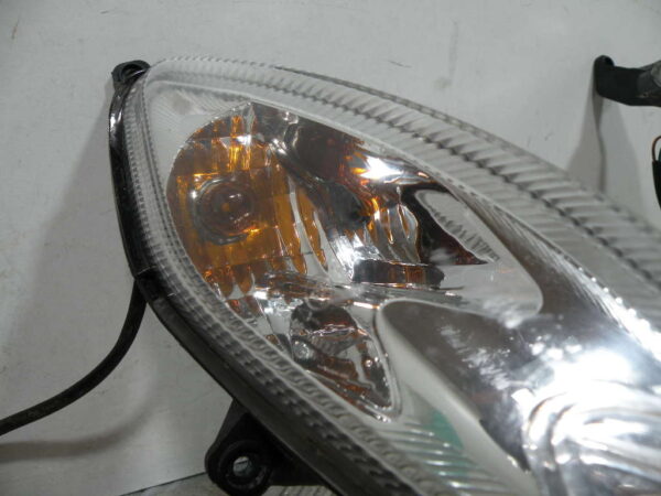 Optique phare avant PEUGEOT KISBEE 50 4T -2021-