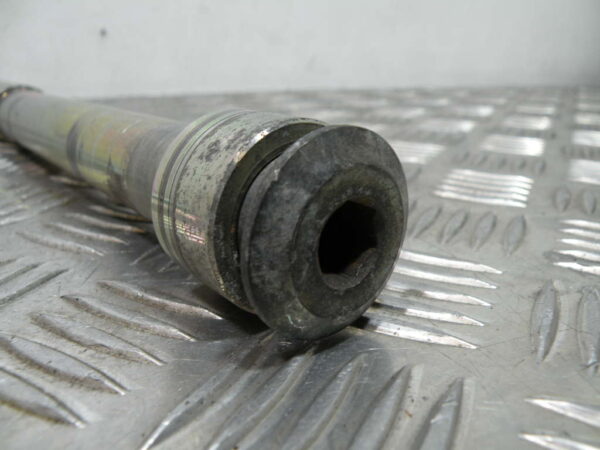 Axe de roue avant TRIUMPH TROPHY 3 900 4T -1993-