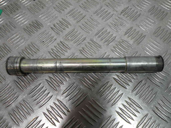 Axe de roue avant TRIUMPH TROPHY 3 900 4T -1993-