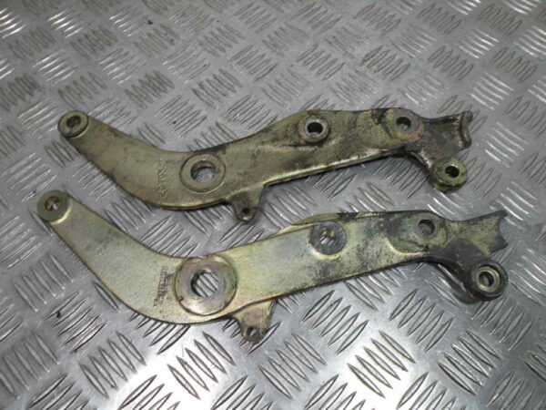 Support moteur TRIUMPH TROPHY 3 900 4T -1993-