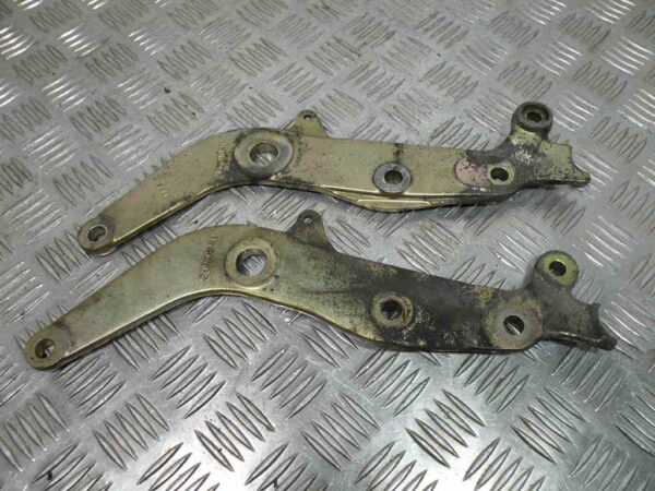 Support moteur TRIUMPH TROPHY 3 900 4T -1993-