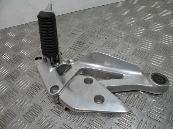 Platine repose pied YAMAHA DIVERSION 600 4t -1995