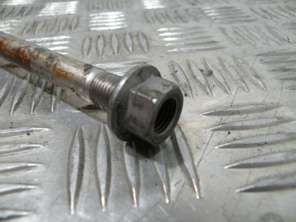 Axe moteur YAMAHA DIVERSION 600 4t -1995