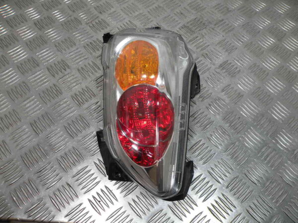 Feu et clignotant arrière gauche HONDA FORZA 250 4t -2008-