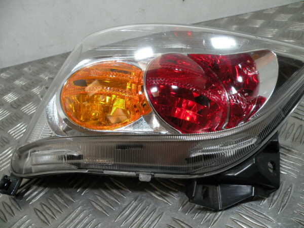 Feu et clignotant arrière gauche HONDA FORZA 250 4t -2008-