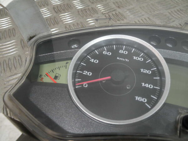 Compteur (29 445 km) HONDA FORZA 250 4t -2008-
