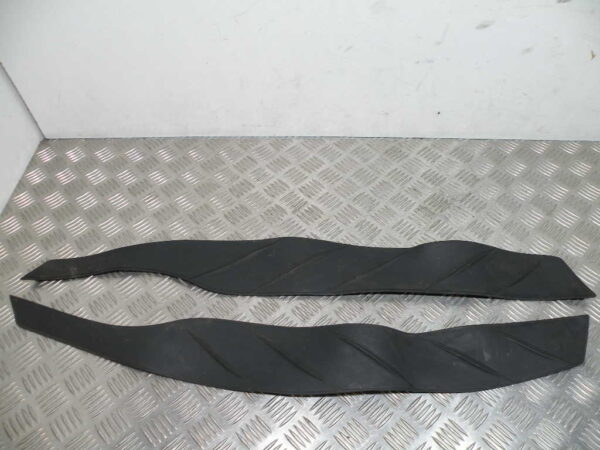 Tapis marche pied HONDA FORZA 250 4t -2008-