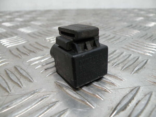 Relais electrique HONDA FORZA 250 4t -2008-