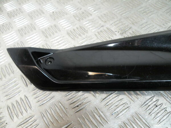 Carénage latéral gauche YAMAHA XMAX 125 4t -2015-
