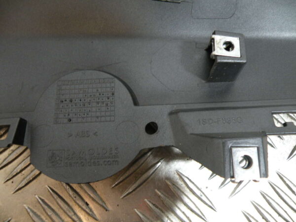 Carénage flanc avant gauche YAMAHA XMAX 125 4t -2015-