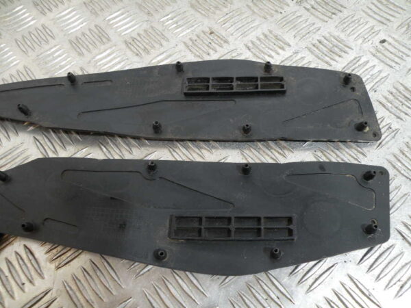 Tapis marche pied  YAMAHA XMAX 125 4t -2015-