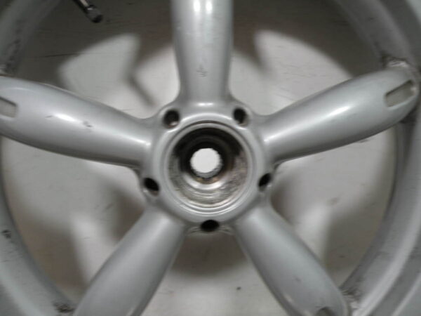 Roue arrière APRILIA SCARABEO 125 4t -2003-