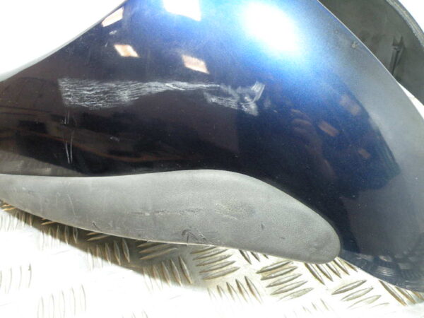 Carénage bouclier avant  APRILIA SCARABEO 125 4t -2003-