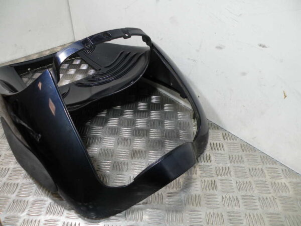 Carénage bouclier avant  APRILIA SCARABEO 125 4t -2003-