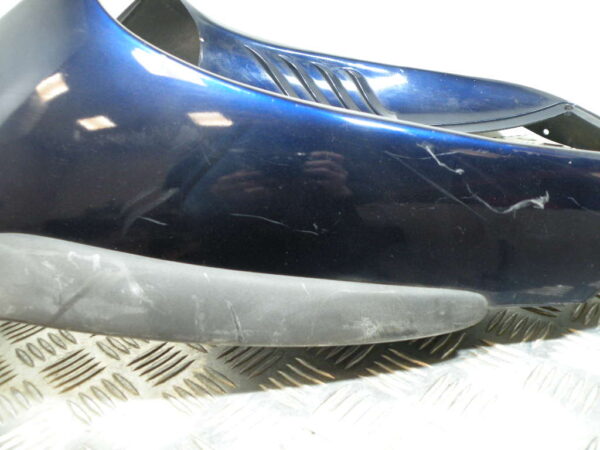 Carénage bouclier avant  APRILIA SCARABEO 125 4t -2003-